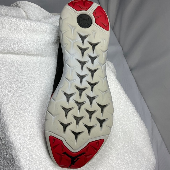 Air Jordan Men's Trainer ST Team - Size 11 - Picture 12 of 15